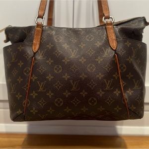 100% Authentic - Louis Vuitton Totally MM Monogram
